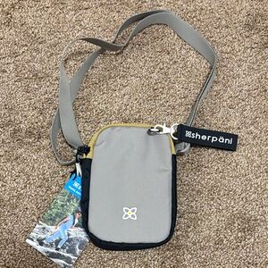 Sherpani Rogue Mini crossbody bag